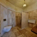 Nora Cave House Гореме