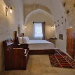 Nora Cave House 5*