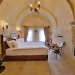 Nora Cave House Отель Гореме