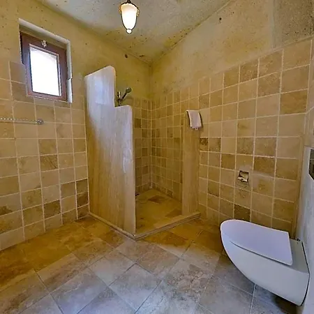 Nora Cave House Гореме