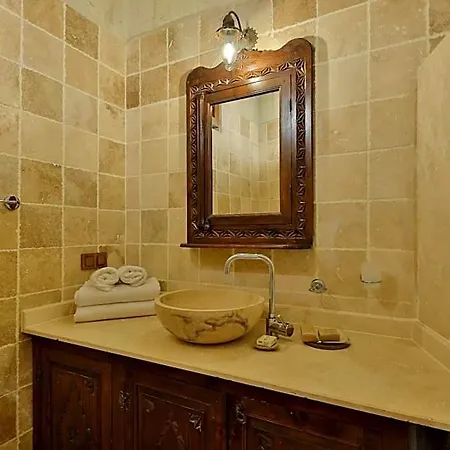 Отель Nora Cave House 5*