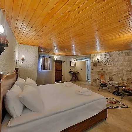 Отель Nora Cave House 5*